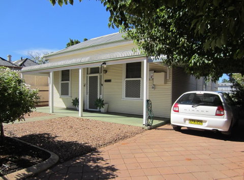Maeville Cottage - Holiday Byron Bay 1
