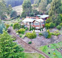 MAGICAL MOUNTAIN RETREAT - 20 mins to CBD and only 10 to MONA - Holiday Byron Bay