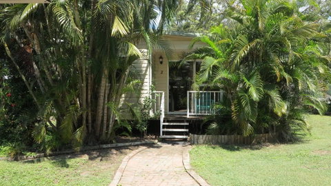 Magnetic Haven Unit 2 - Holiday Byron Bay 0