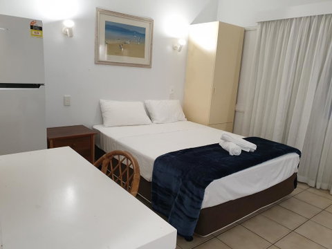 Magnetic Island Resort, Sleeps 3, Free WIFI - Holiday Byron Bay 2