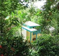 Magnetic Reef Apartments Unit 3 - Holiday Byron Bay