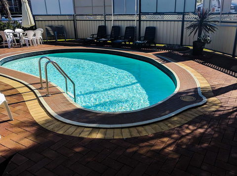 Main Street Motel - Holiday Byron Bay 2