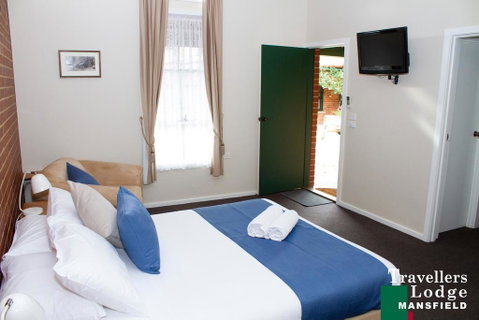 Mansfield Travellers Lodge - Holiday Byron Bay 1