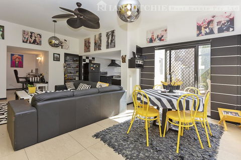 Marilyns Place: Private + Spacious + Central - Holiday Byron Bay 3