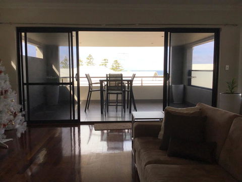 Marina Precinct - Holiday Byron Bay 3