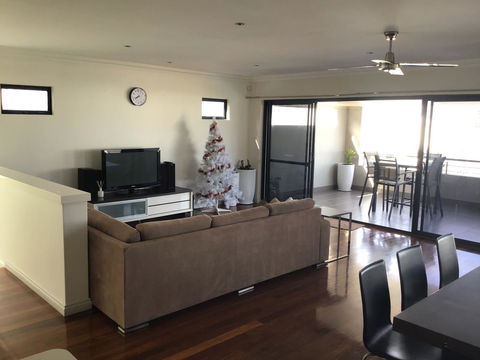 Marina Precinct - Holiday Byron Bay 1