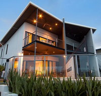 Marina Views Townhouse - Holiday Byron Bay