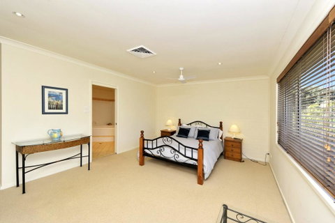 Marine Dr 2/70 - Fingal Bay - Holiday Byron Bay 3