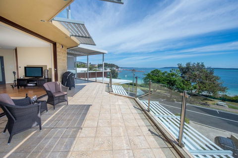 Mariners Rest Unit 3 - Nelson Bay - Holiday Byron Bay 2
