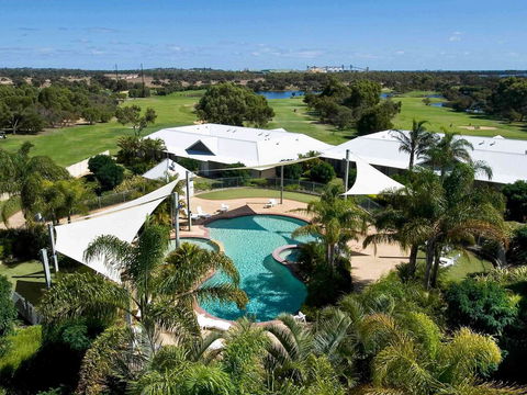 Mercure Bunbury Sanctuary Golf Resort - Holiday Byron Bay 0