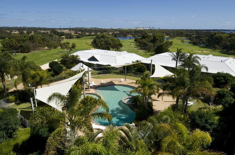 Mercure Bunbury Sanctuary Golf Resort - Holiday Byron Bay 2