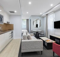Meriton Suites North Ryde - Holiday Byron Bay