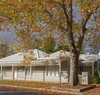 Mews Cottages - Holiday Byron Bay