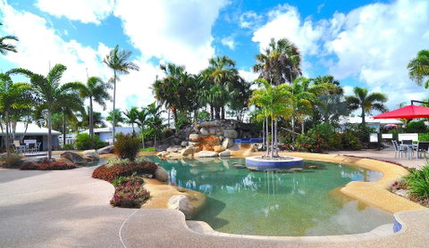 Mission Beach Resort - Holiday Byron Bay 0