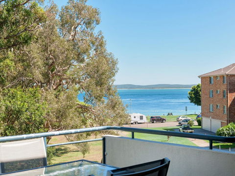 Mistral Close, Mistral Court, Unit 16, 17 - Holiday Byron Bay 0