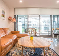 Modern 1bed1study Apt near Station  MQ Centre - Holiday Byron Bay
