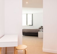 Modern 2 Bedroom Apartment in Darling Harbour - Holiday Byron Bay