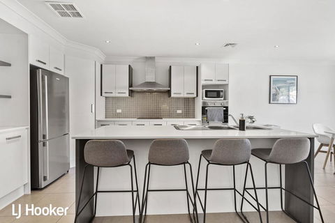 Modern, Relaxing, Family Friendly With Linen Included! - Holiday Byron Bay 1
