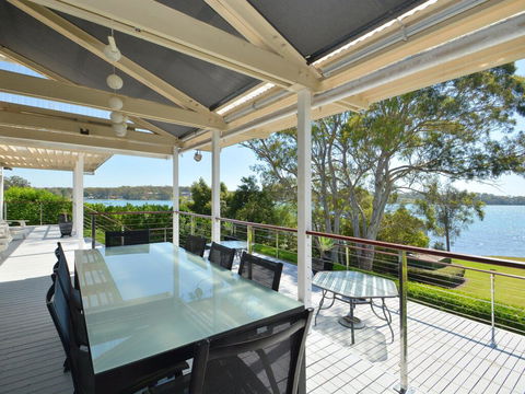 Morisset Memories - Holiday Byron Bay 3