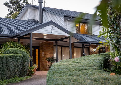 Mountain Sanctuary B&B - Holiday Byron Bay 2