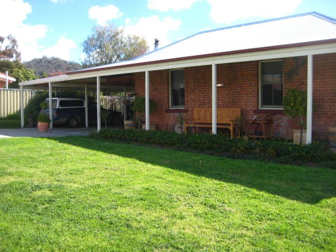 Mudgee Bed And Breakfast - Holiday Byron Bay 2