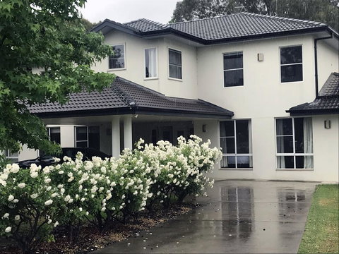 Mudgee Country Grandeur Home - Holiday Byron Bay 1