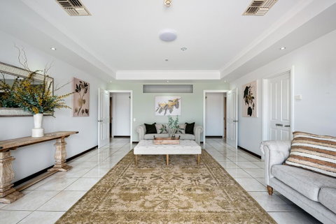 Mudgee Guesthouse - Holiday Byron Bay 1