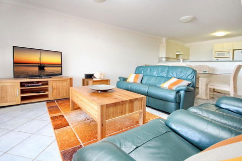 Nelson Towers, Unit 37/71 Victoria Parade - Holiday Byron Bay 1