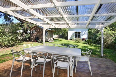 Nest - Pet Friendly - 2 Min Walk To Beach - Holiday Byron Bay 1