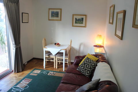 Jacaranda Hideaway Bed & Breakfast - Holiday Byron Bay 3
