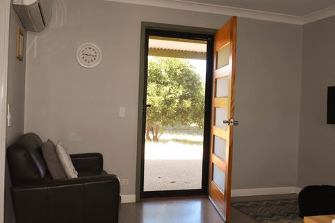 Swan Valley Sisters - Holiday Byron Bay 17