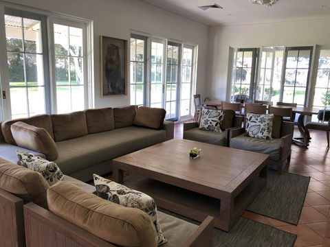 Caves Road Guest Houses - Holiday Byron Bay 18