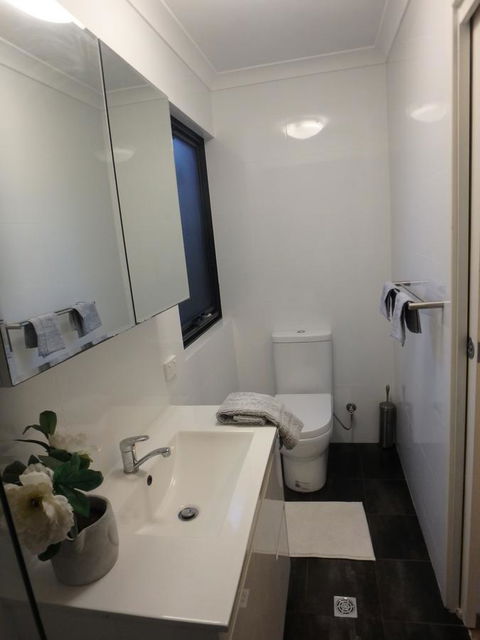 Como Retreat - Two Bedroom Villa - Holiday Byron Bay 12