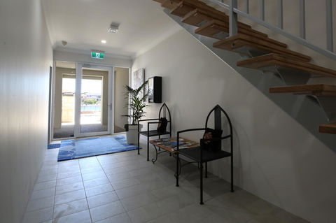 Studio Style Mindarie Marina - Holiday Byron Bay 13