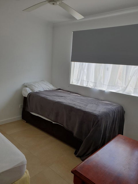 DIANELLA Budget Rooms Happy Place To Stay - Holiday Byron Bay 2