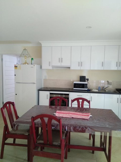 DIANELLA Budget Rooms Happy Place To Stay - Holiday Byron Bay 8