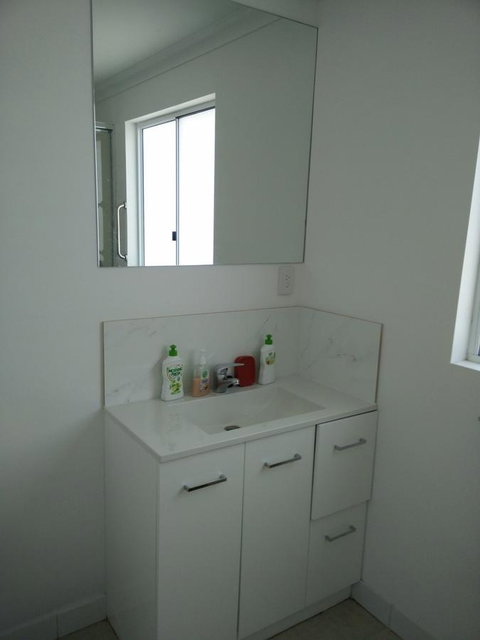 DIANELLA Budget Rooms Happy Place To Stay - Holiday Byron Bay 11