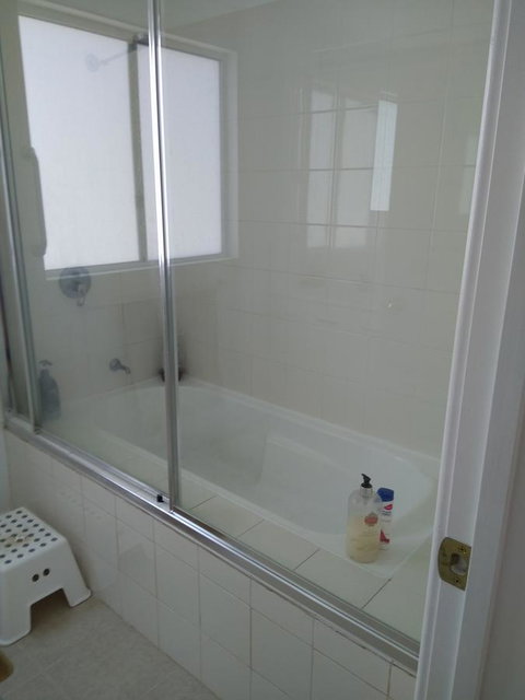 DIANELLA Budget Rooms Happy Place To Stay - Holiday Byron Bay 37