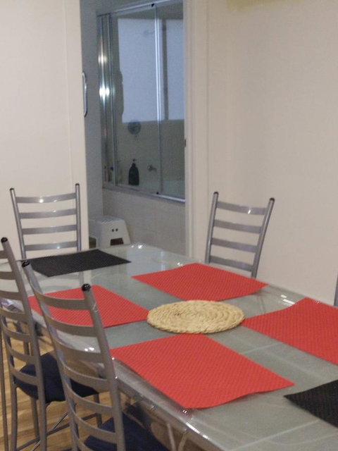 DIANELLA Budget Rooms Happy Place To Stay - Holiday Byron Bay 27