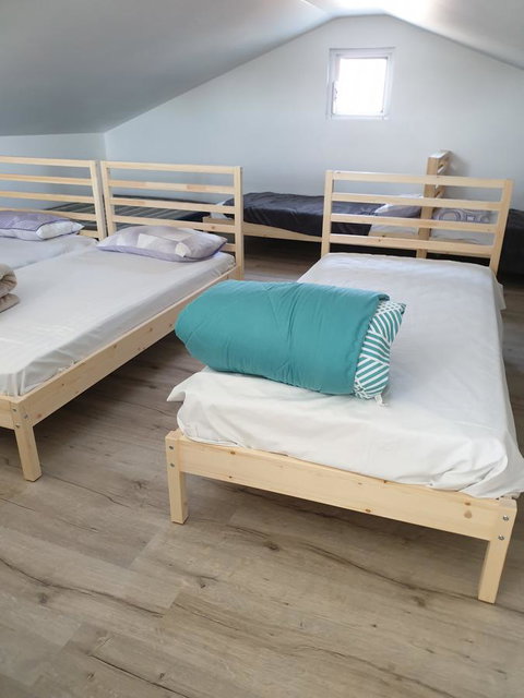 DIANELLA Budget Rooms Happy Place To Stay - Holiday Byron Bay 20