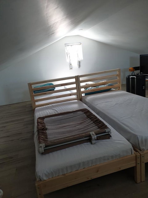 DIANELLA Budget Rooms Happy Place To Stay - Holiday Byron Bay 5