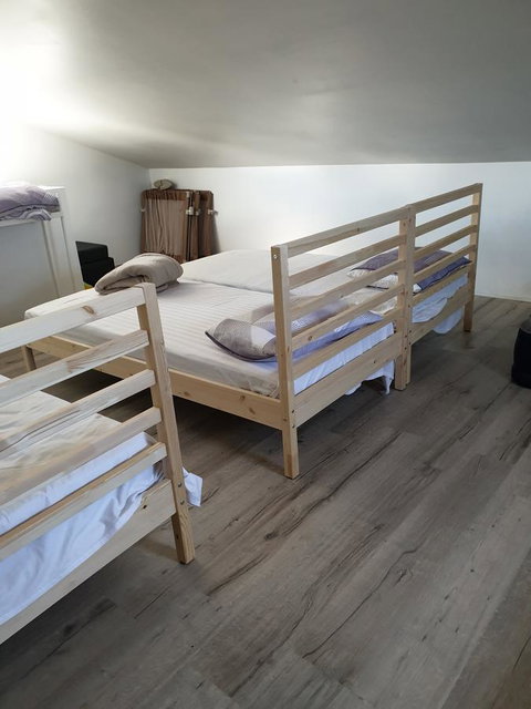 DIANELLA Budget Rooms Happy Place To Stay - Holiday Byron Bay 21