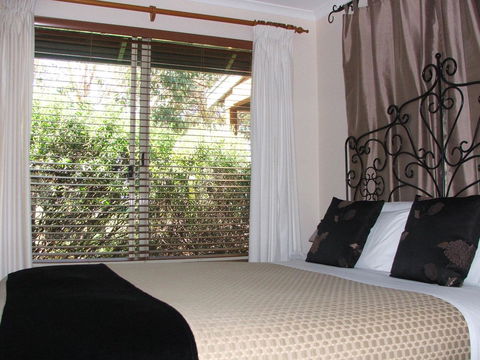 Celestine Retreat - Holiday Byron Bay 8