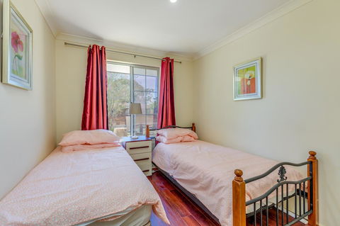 Brilliant, Neat, Convenient, Family-friendly House - Holiday Byron Bay 10