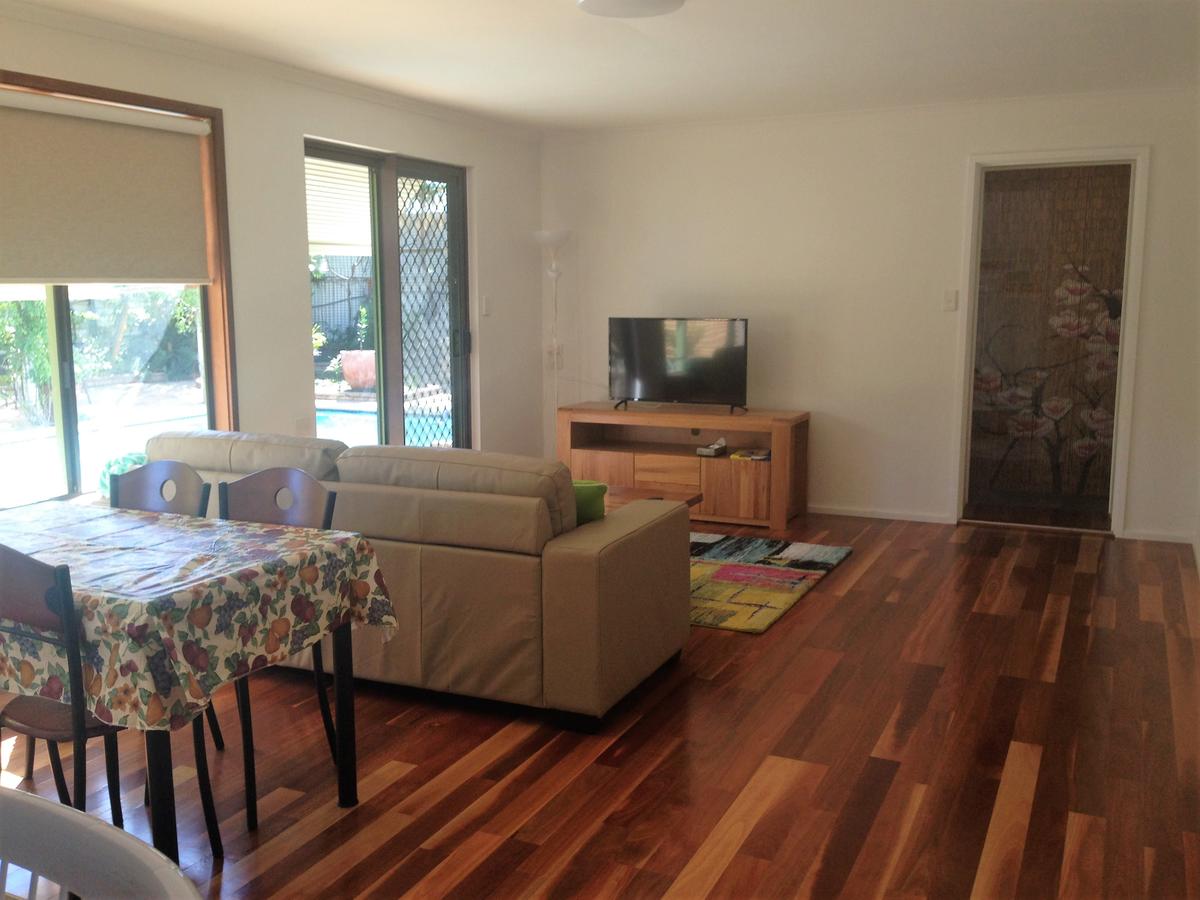 Carnarvon WA Holiday Byron Bay