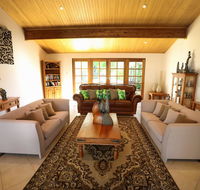 Nivalis Bed And Breakfast - Holiday Byron Bay
