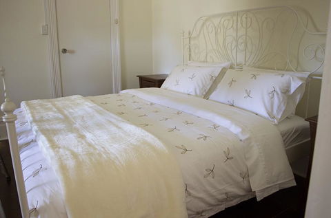 Bickley Valley Cottage - Holiday Byron Bay 12