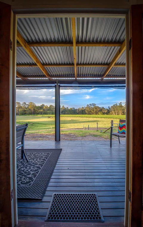 Windfall Estate Vineyard Cottage - Holiday Byron Bay 3