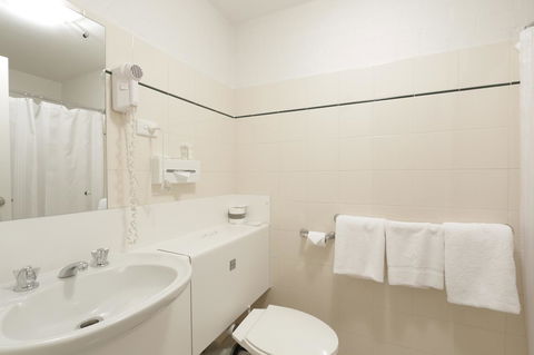 Atrium Hotel Mandurah - Holiday Byron Bay 37