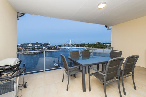 Dolphin Quay Apartments - Holiday Byron Bay 23